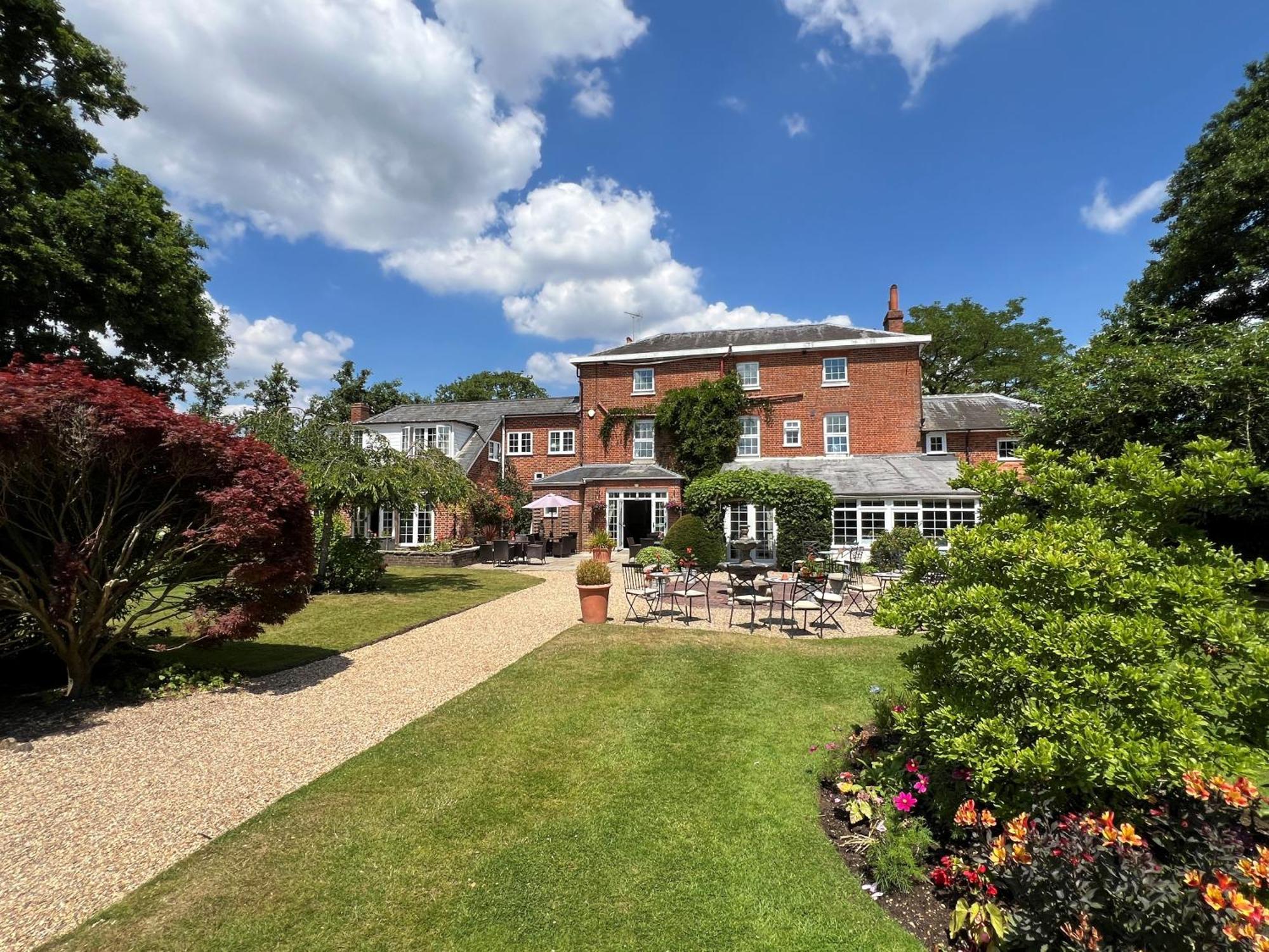 The Mill House Hotel Reading Luaran gambar
