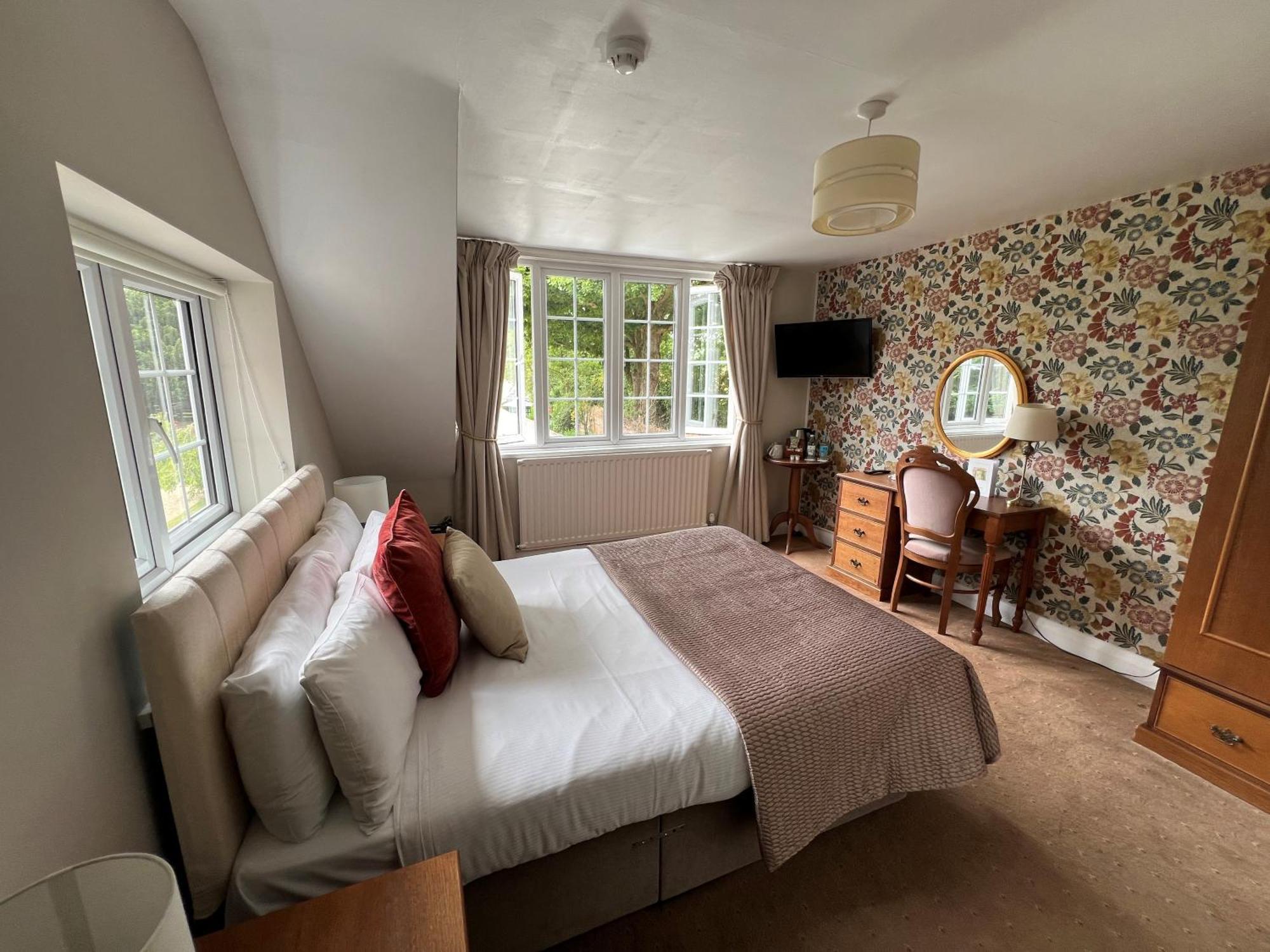 The Mill House Hotel Reading Luaran gambar