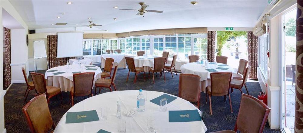 The Mill House Hotel Reading Luaran gambar