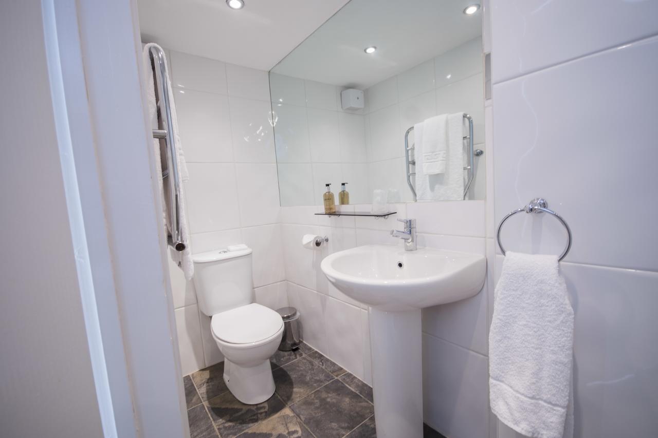 The Mill House Hotel Reading Luaran gambar