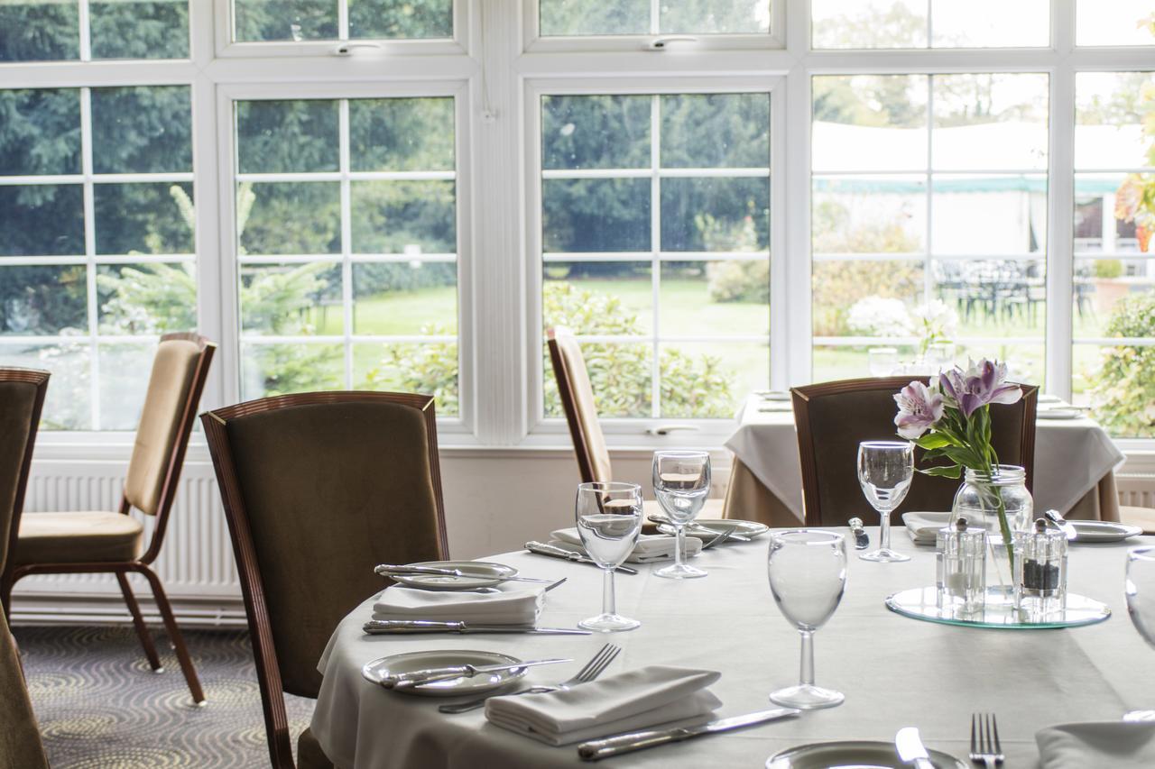 The Mill House Hotel Reading Luaran gambar