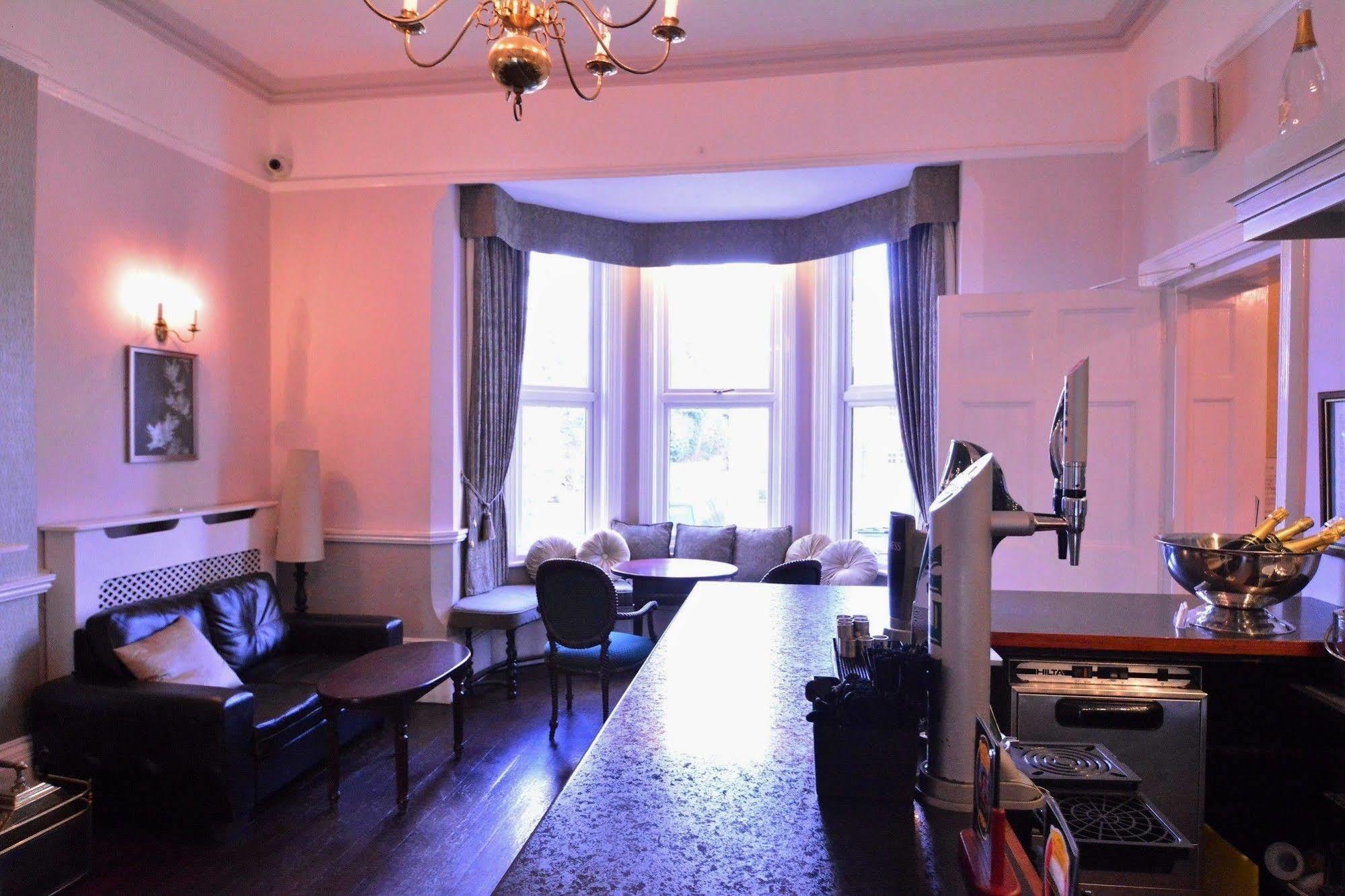 The Mill House Hotel Reading Luaran gambar